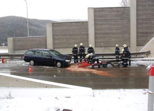 Mehrere Unfälle nach Wintereinbruch!